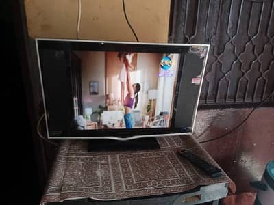 chalti hai jis bhai ko chahie vahi Rasta price final hai