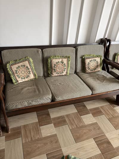 Sofa set for sale