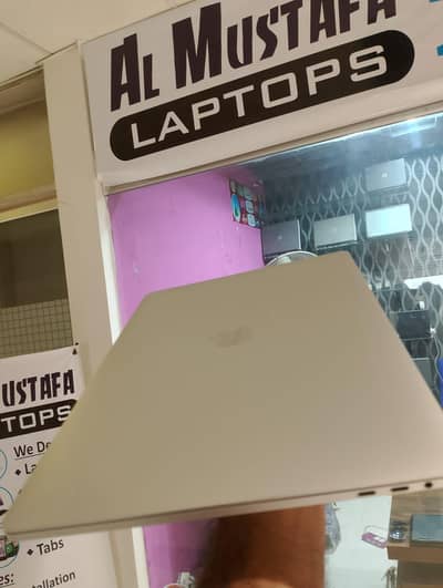 MacBook pro i9 32/512 2019