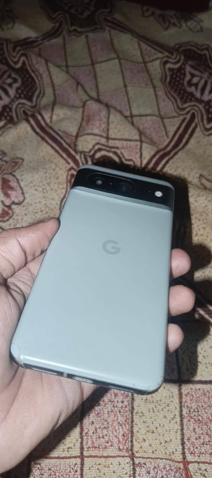 google pixel 8 4