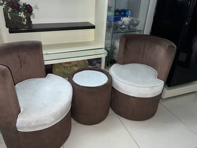 2 Bedroom Sofa’s and Small Coffee Table