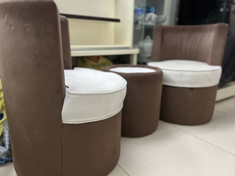 2 Bedroom Sofa’s and Small Coffee Table 1