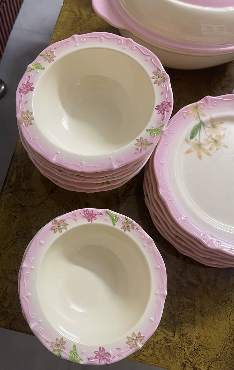 40 piece dinner set 6