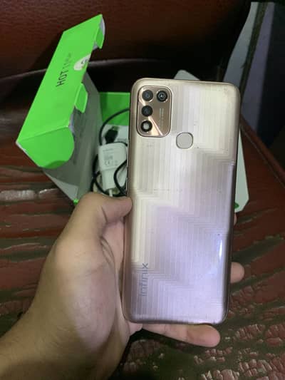 Infinix hot 11 play complete box all ok