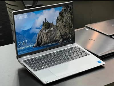 Dell Latitude 5520 core i5-1145G7(11 gen) 16GbRAM-256 Nvme 15.6 laptop