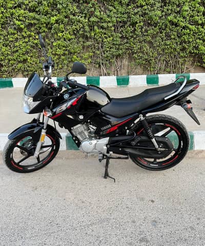 Yamaha YBR 125 ESD 2024 end