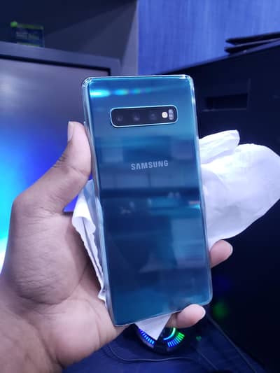 Samsung S10 plus 8/128 Official PTA 10/10 condition Exchnge Wth Iphone