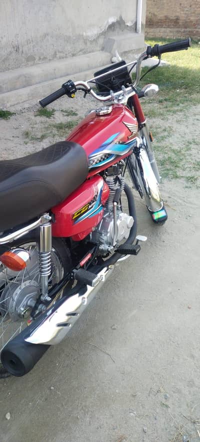 Honda cg125 2024 for sale 10/10 all documents new condition