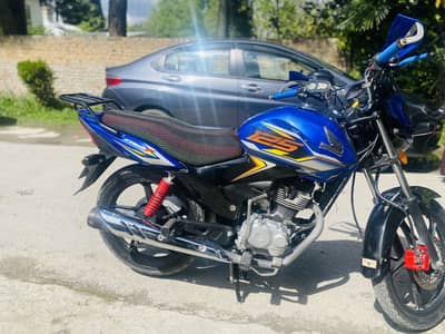 Honda cb 125f brand new condition islamabad number urgent sale