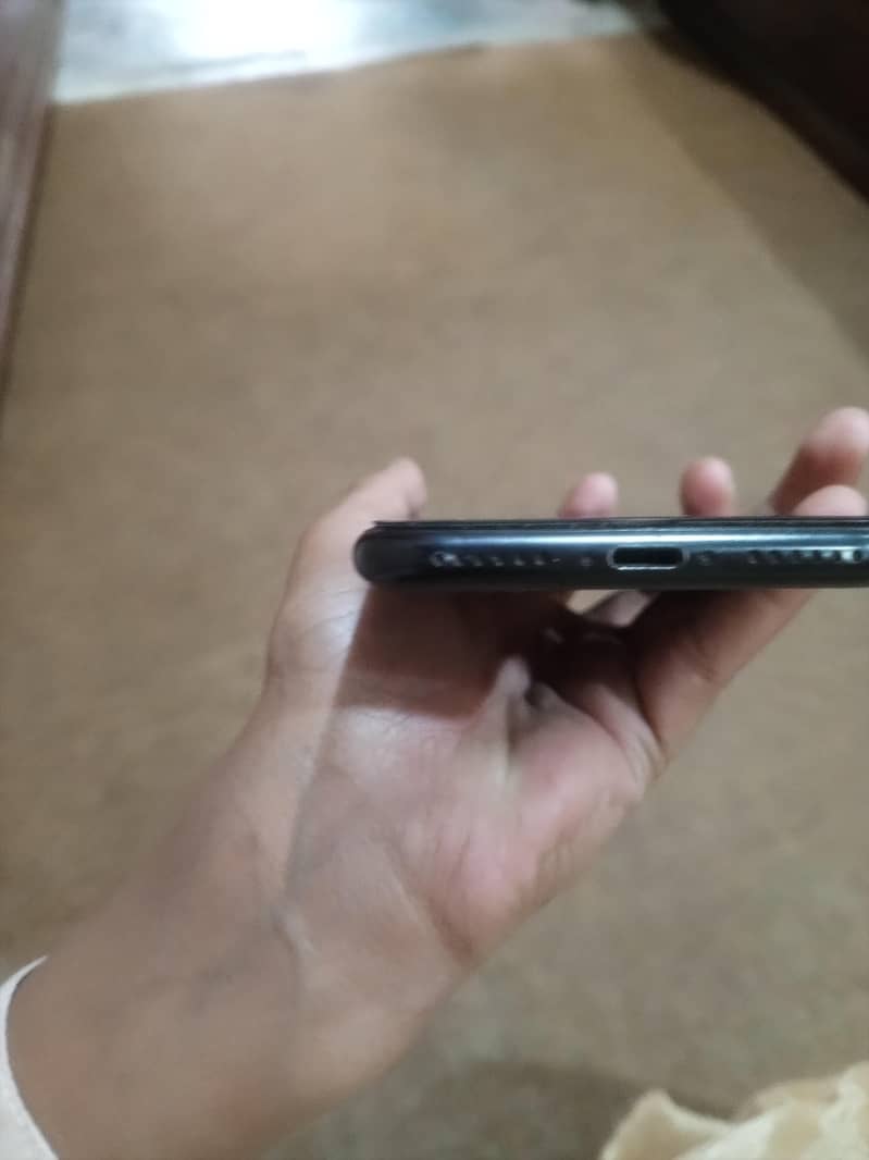 iphone se 2020 3