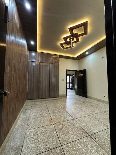 8 Marla Upper Portion Available For Rent In Ahmed Yar