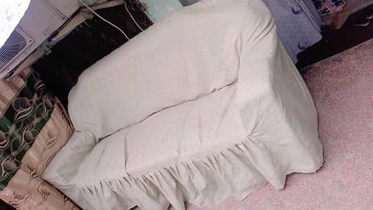 Comfortable 3-Seater Fabric Sofa – Floral,Design – Good Condition