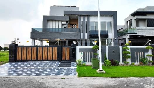 1 Kanal House For Sale