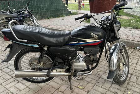 Honda CD 100
