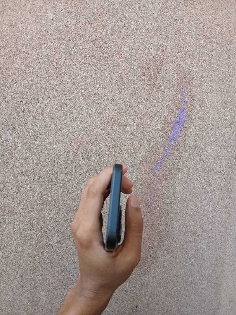 iPhone 15 (exchange possible) 4