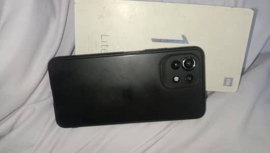 Xiaomi 11 lite for sale