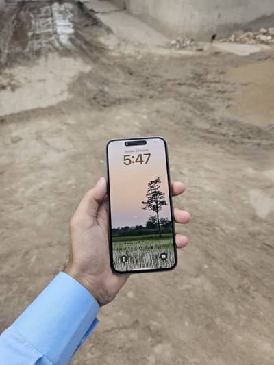 Urgent sale 15 pro Max Non Pta ( Jv ) 256Gb with box and Cable