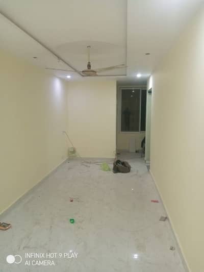 3 MARLA OFFICE AVAIABLE FOR RENT IN MODEL TOWN EXTENSION