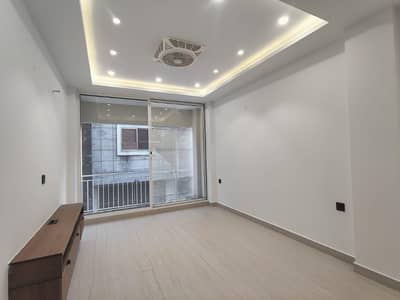 5 MARLA BRAND NEW DOUBLE STOREY HOUSE AVAILABLE FOR RENT IN JOHAR TOWN PH 2