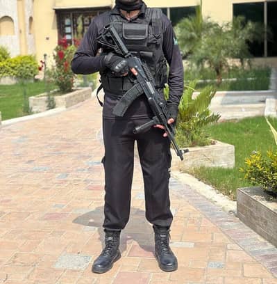 ضرورت سکیورٹی گارڈ