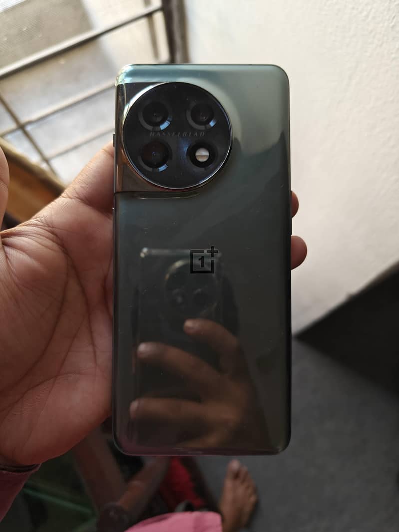 OnePlus 11 0