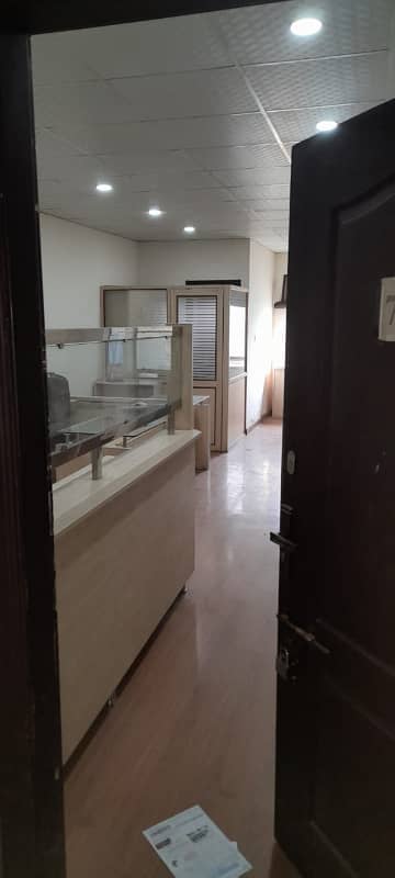 400 Sq Ft Office For Rent On Main Boulevard Gulberg