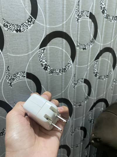 Iphone 12w orignal charger