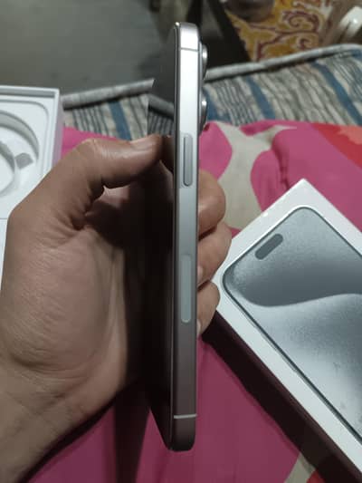 iphone 15 pro max (256GB) white color 10/10 condition. ph. no03236007423