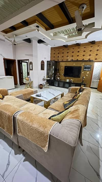 BOR HOUSING SOCIETY 12 MARLA HOUSE FOR SALE AT IDEAL LOCATION.