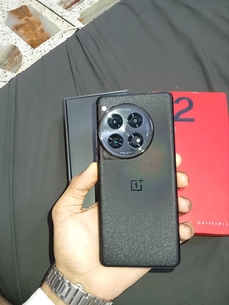 OnePlus 12 2