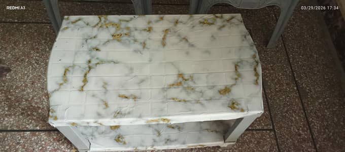 techno plastic 4 chairs and table set for sale