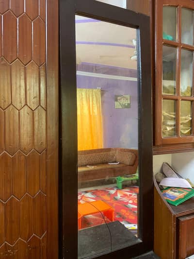 i am selling two dressing tables