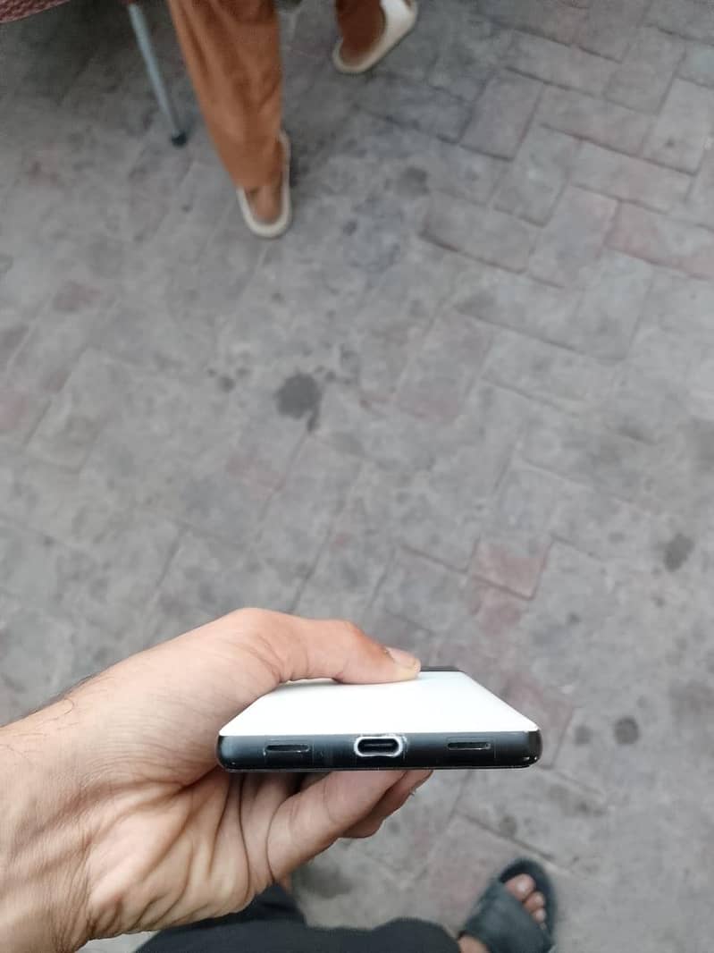 Google pixel 6a 5