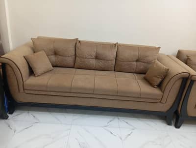 5 seater sofa set in 10 out of 10 excellent condition