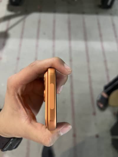 17 pro orrange colour jv 256 gb