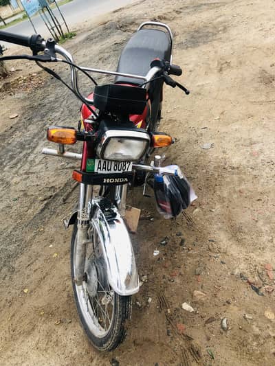 CD 70 with neat condition 03415488910