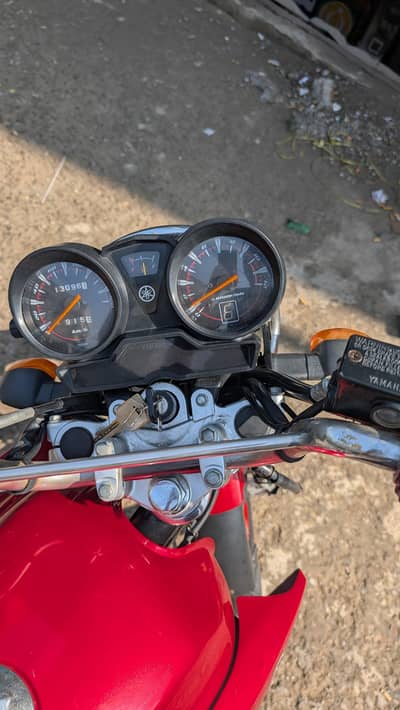 Yamaha YBR 125G (Red) – Excellent Condition