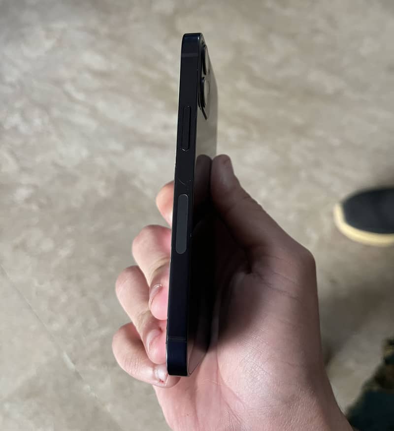 iPhone 12 Mini 2