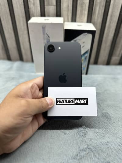 iPhone 16e | Factory Unlock | 128GB | Under Warranty | Black | Apple