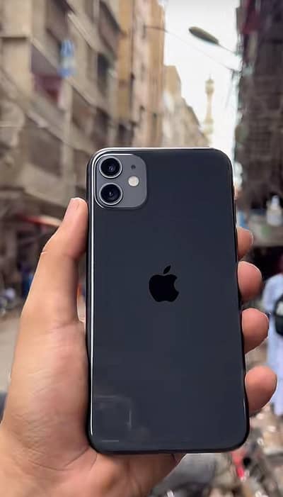 11 mdm ok mobile 10/10 condition