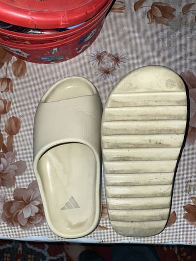 Addidas original yeezy slides