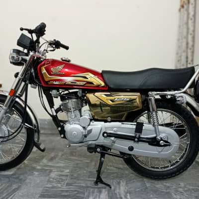 Honda Cg 125 Gold Edition.   0301 7008225