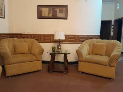 7 seater slightly used sofa for sale