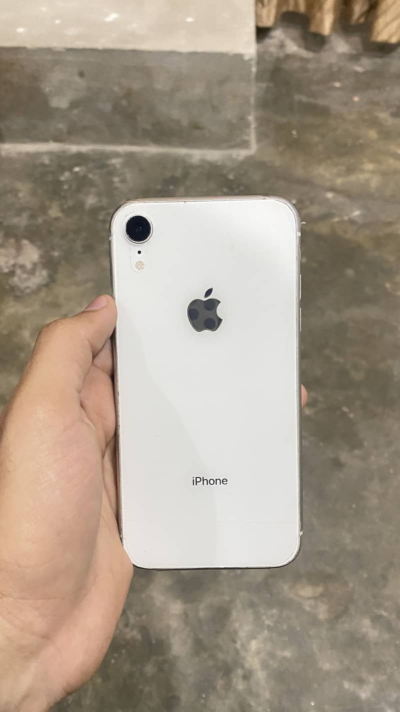 iPhone Xr 0