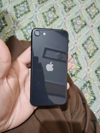 i Phone SE 2020 water pack total genioun 10/10