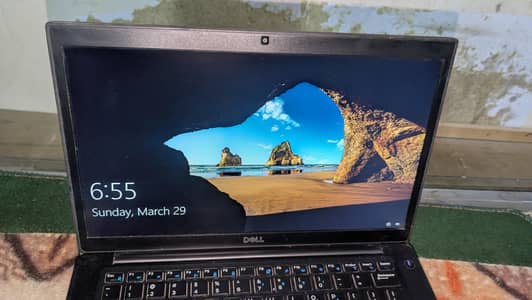 Dell core I 7 8th generation touch 16/512ssd