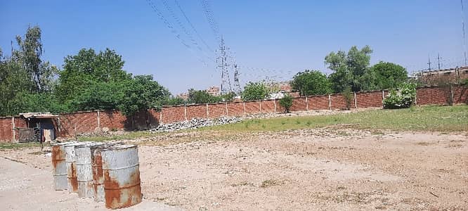4 Kanal Industrial Plot Available For Sale.