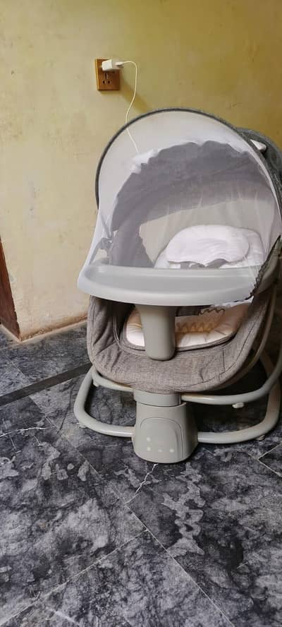 Mastela 4 in 1 Swing Electric Auto