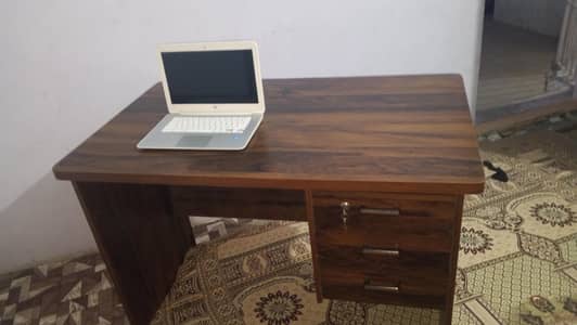 study table and chair