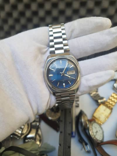 Vintage Seiko Automatic 17 Jewels - Deep Blue Dial